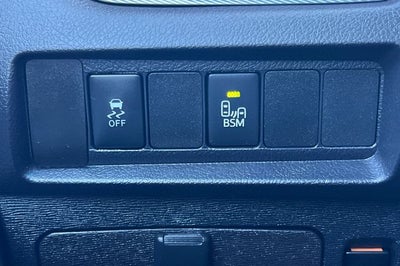 2016 Toyota Sienna SE 8 Passenger