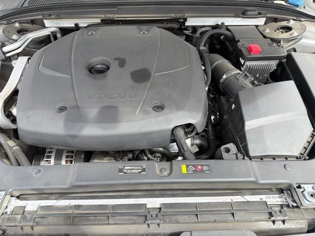 2021 Volvo S60 T5 Momentum