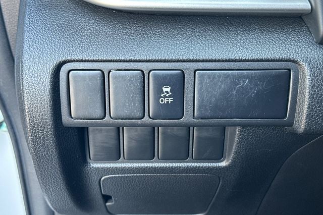 2018 Mitsubishi Eclipse Cross LE