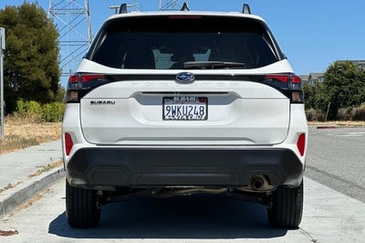 2025 Subaru Forester Premium