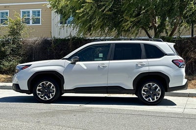 2025 Subaru Forester Premium