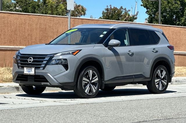 2025 Nissan Rogue SL