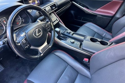 2017 Lexus IS Turbo 200t