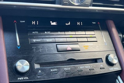 2017 Lexus IS Turbo 200t