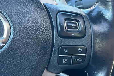 2017 Lexus IS Turbo 200t