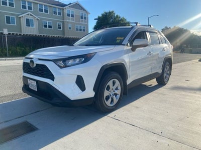 2020 Toyota RAV4 LE