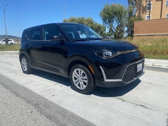 2023 Kia Soul 2.0L LX IVT's photo