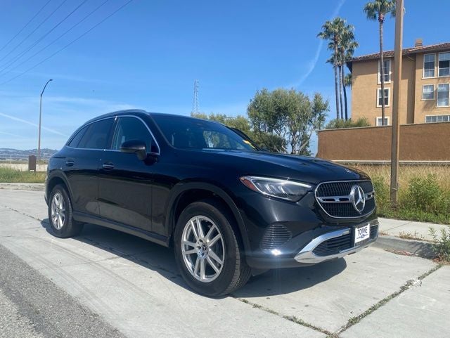 2023 Mercedes-Benz GLC 300 GLC 300