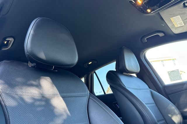 2023 Mercedes-Benz GLC 300 GLC 300