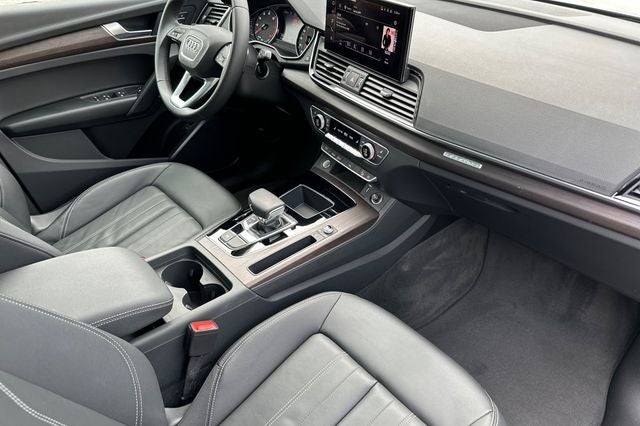 2023 Audi Q5 40 Premium quattro