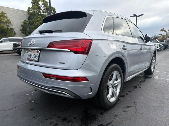 2023 Audi Q5 40 Premium quattro