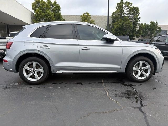 2023 Audi Q5 40 Premium quattro