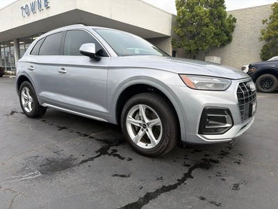2023 Audi Q5 40 Premium quattro