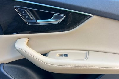 2023 Audi Q8 55 Premium Plus quattro