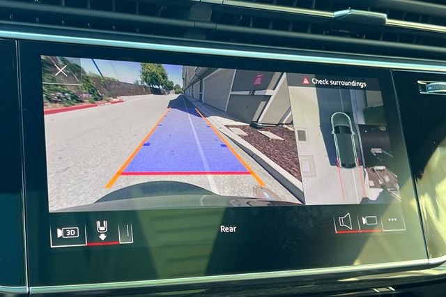 2023 Audi Q8 55 Premium Plus quattro