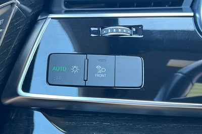 2023 Audi Q8 55 Premium Plus quattro