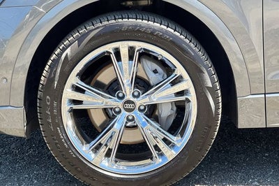 2023 Audi Q8 55 Premium Plus quattro