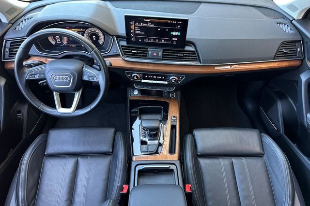 2022 Audi Q5 45 S line Premium quattro