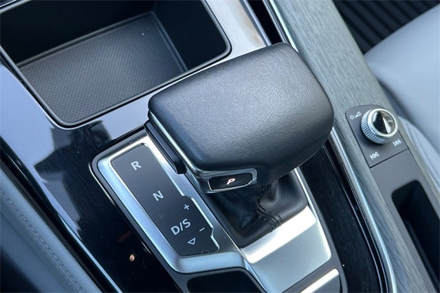 2023 Audi A4 45 S line Premium Plus quattro