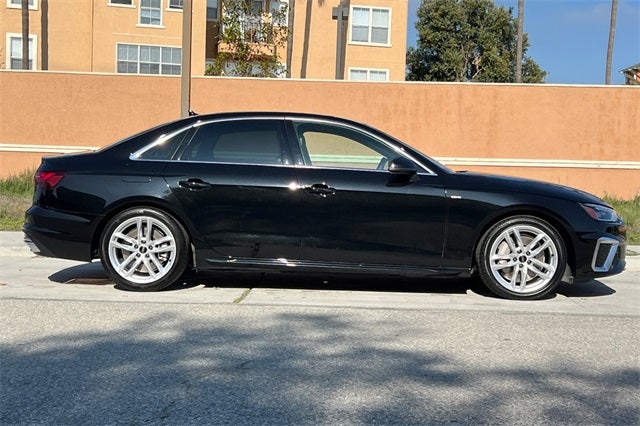 2023 Audi A4 45 S line Premium Plus quattro