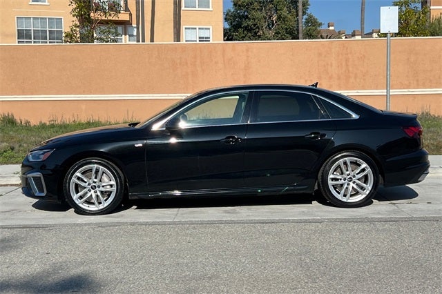 2023 Audi A4 45 S line Premium Plus quattro