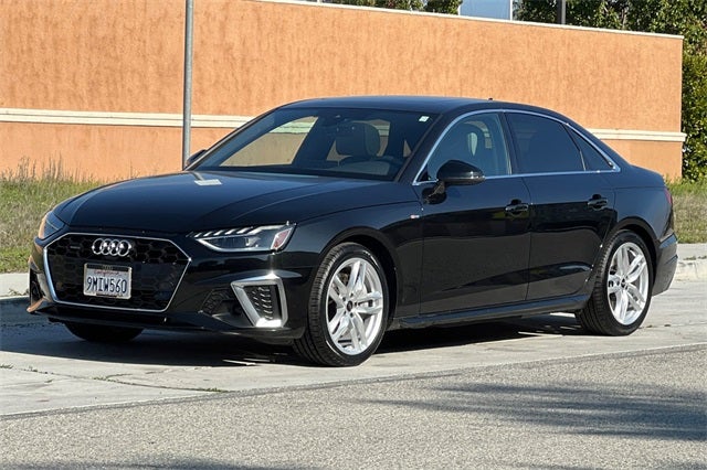 2023 Audi A4 45 S line Premium Plus quattro