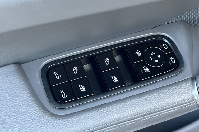 2021 Porsche Cayenne Base