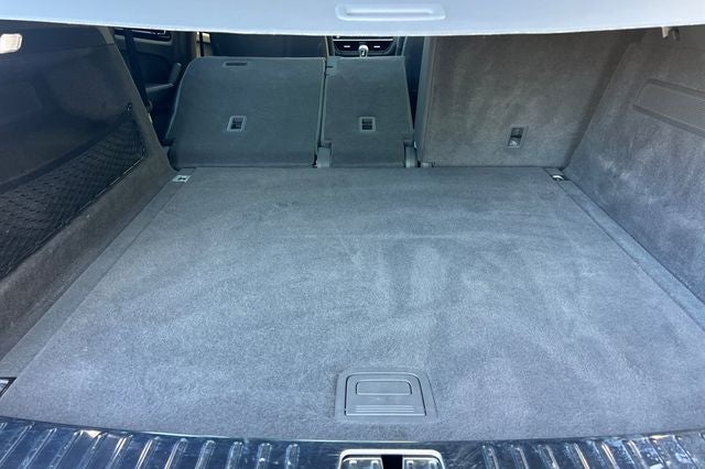 2021 Porsche Cayenne Base