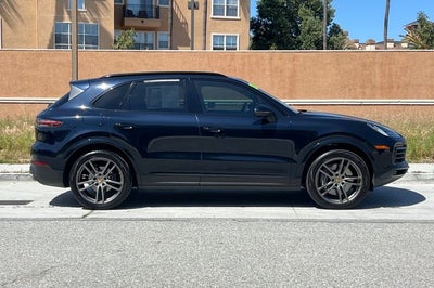 2021 Porsche Cayenne Base