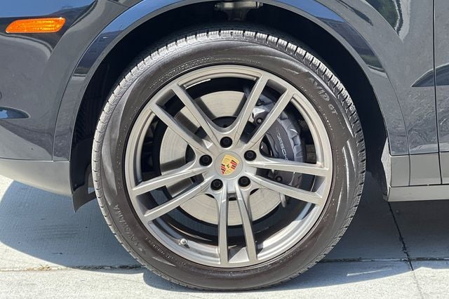 2021 Porsche Cayenne Base