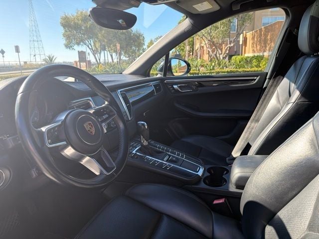 2017 Porsche Macan S