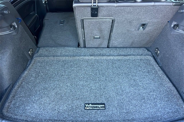 2019 Volkswagen Golf R DCC & Navigation 4Motion