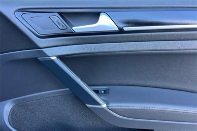 2019 Volkswagen Golf R DCC & Navigation 4Motion