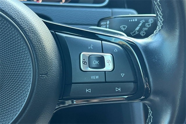 2019 Volkswagen Golf R DCC & Navigation 4Motion