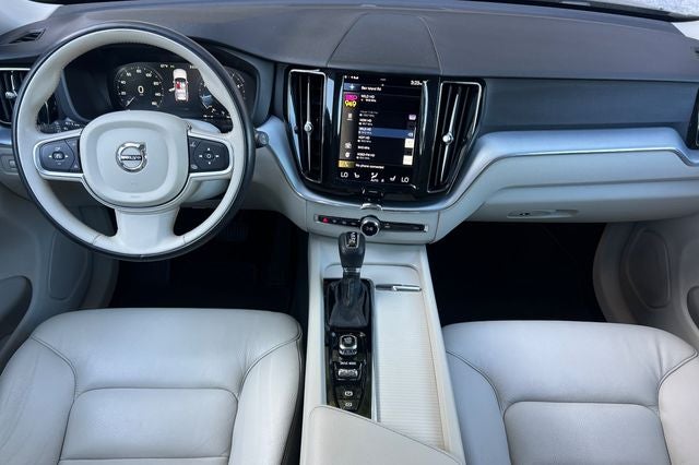 2018 Volvo XC60 T6 Momentum