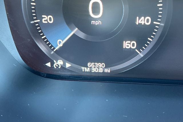 2018 Volvo XC60 T6 Momentum