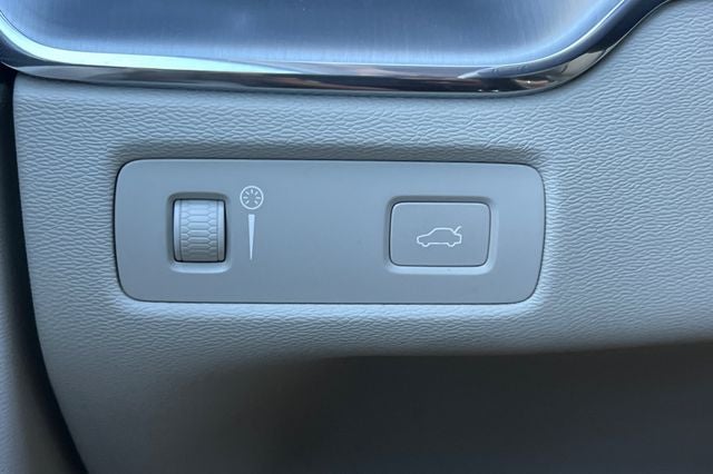 2018 Volvo XC60 T6 Momentum