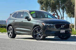 2018 Volvo XC60 T6 Momentum