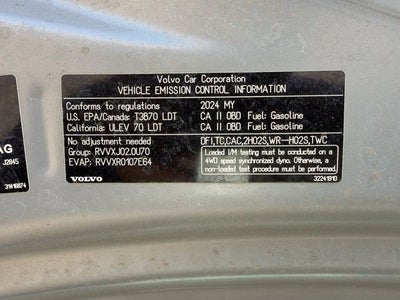 2024 Volvo XC40 B5 Core