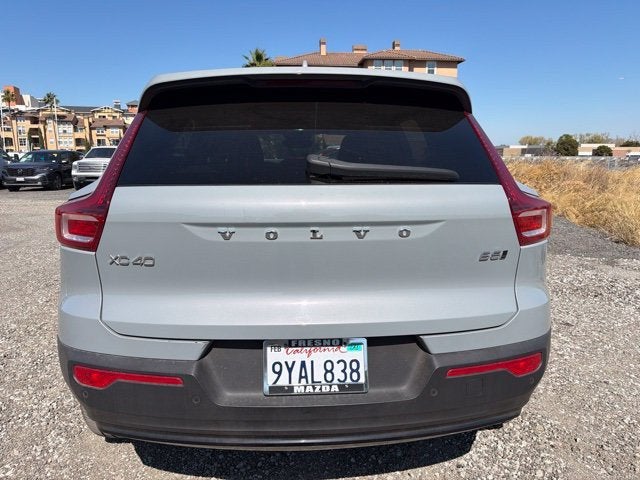 2024 Volvo XC40 B5 Core